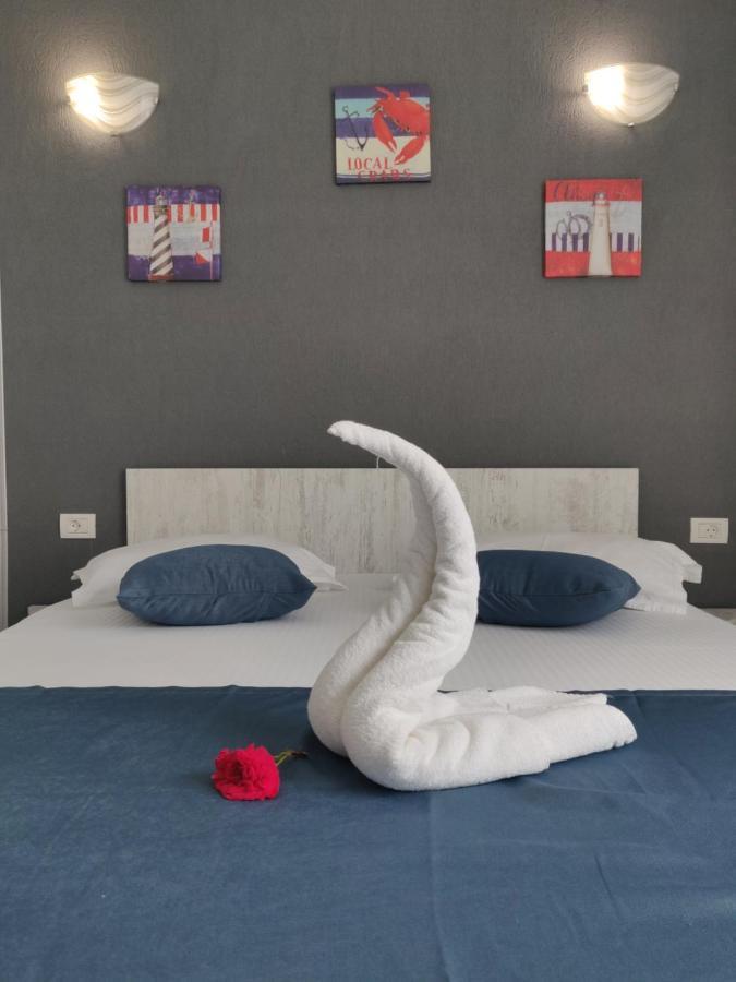 Enki Hotel Eforie Bagian luar foto
