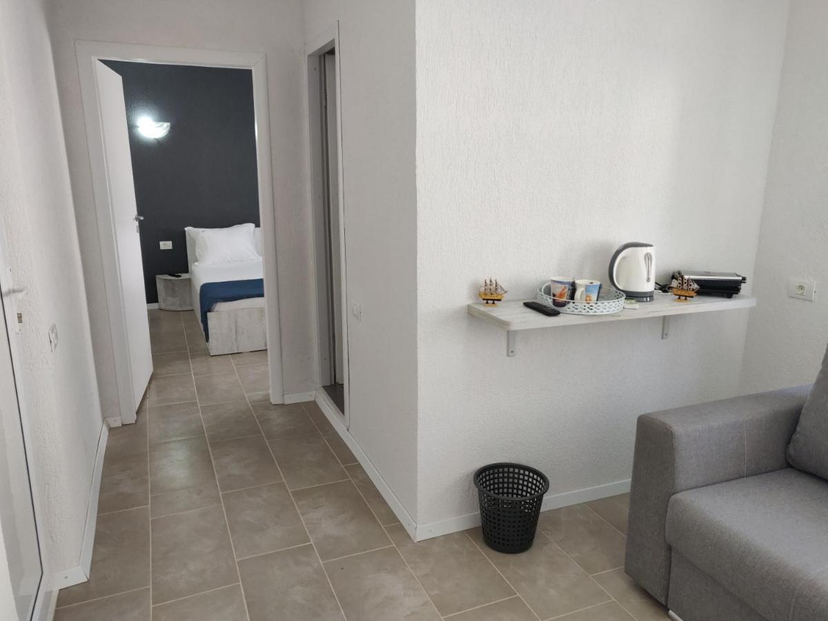 Enki Hotel Eforie Bagian luar foto